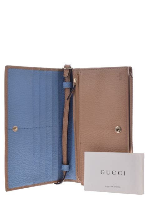 Gucci Swing Wallet On Strap 